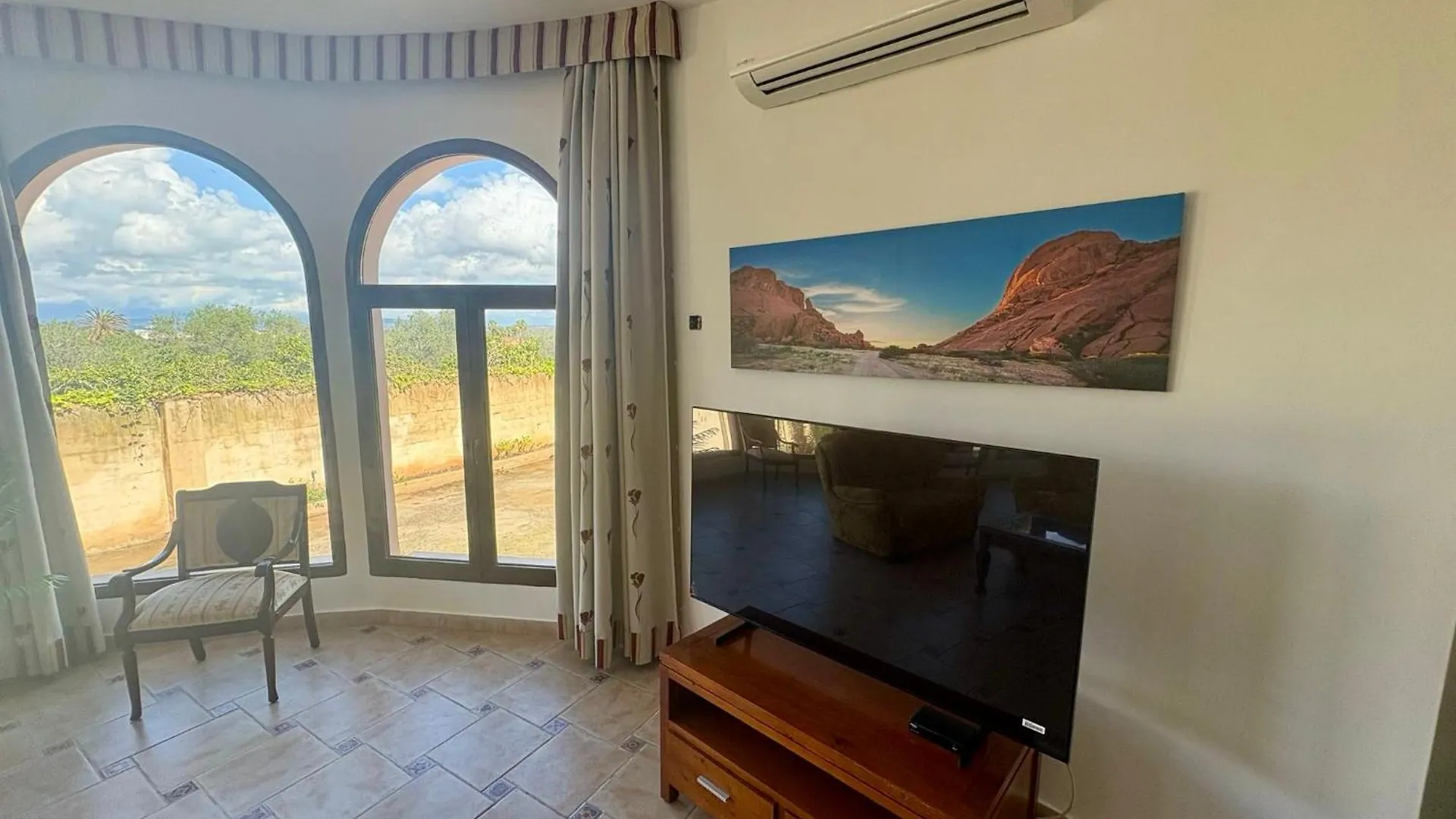 Urbanicacion ses palmeres Castell Bohio Holiday Villa Bellissimo